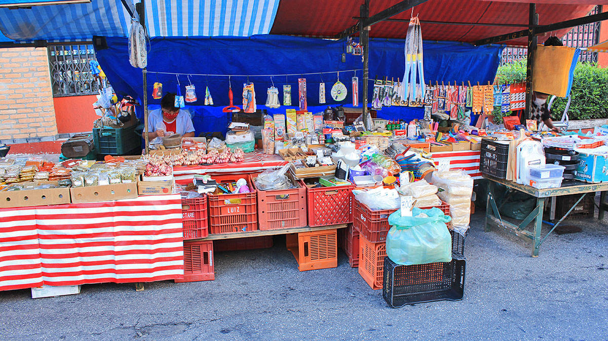 AABL - Feira - Alho, temperos...